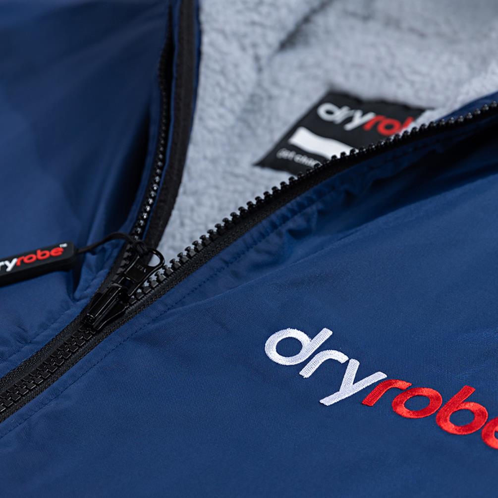 dryrobe Advance Long Sleeve Changing Robe - Navy Blue / Grey Extra Image 4